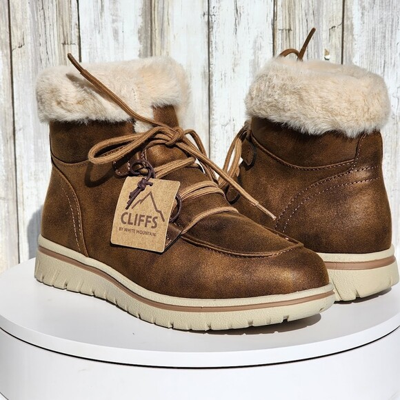 Shoes - Cliffs by White Mountain Harrison Tan Lace-Up Booties Women’s 7.5 Wide NEW
